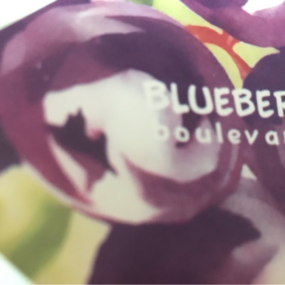 Fresh from Laurie’s closet - Picture 5 of 7